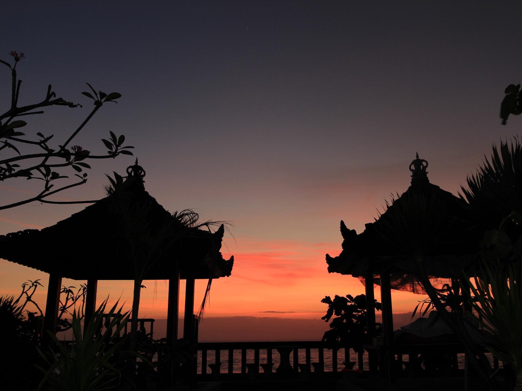 Готель Dodol Lembongan Cliff Sunset Нуса-Лембонган Екстер'єр фото