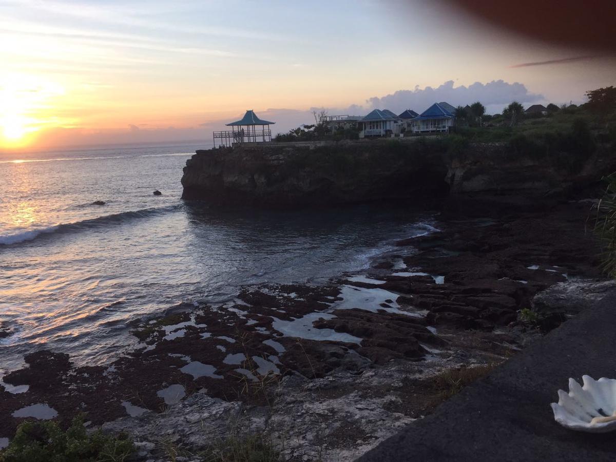 Готель Dodol Lembongan Cliff Sunset Нуса-Лембонган Екстер'єр фото